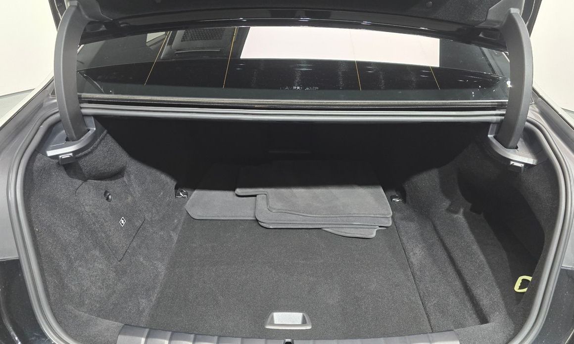 BMW i7 2025