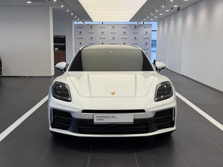 Porsche Panamera 2024