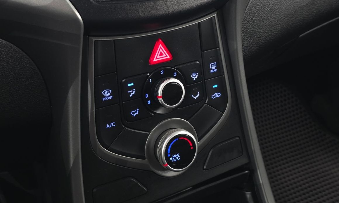 Hyundai AVANTE 2016