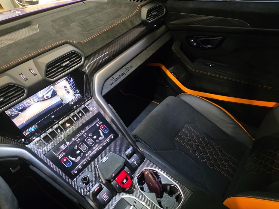 Lamborghini Urus 2023