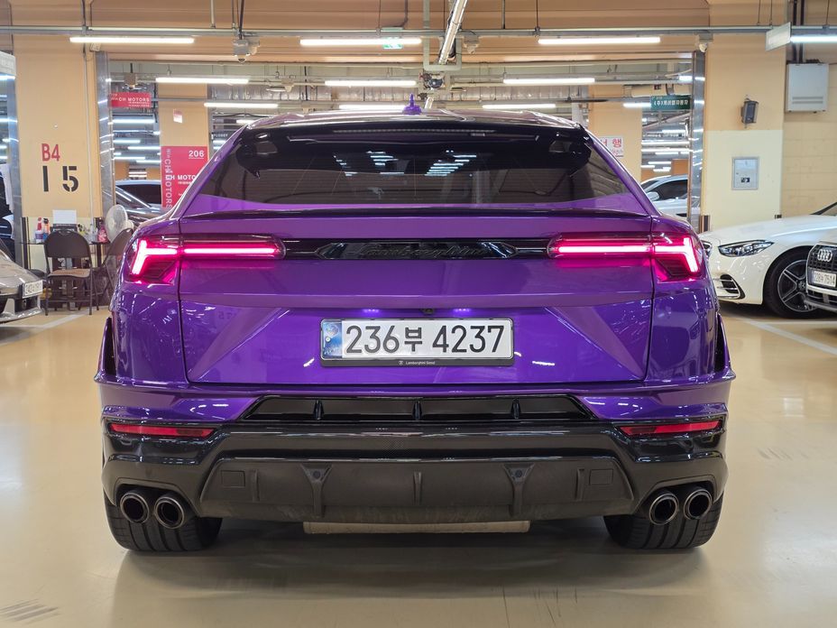 Lamborghini Urus 2023