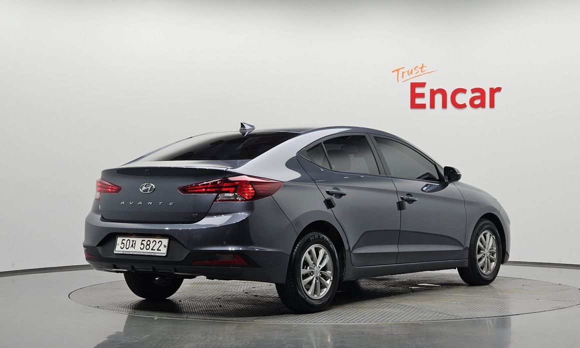 Hyundai AVANTE 2019