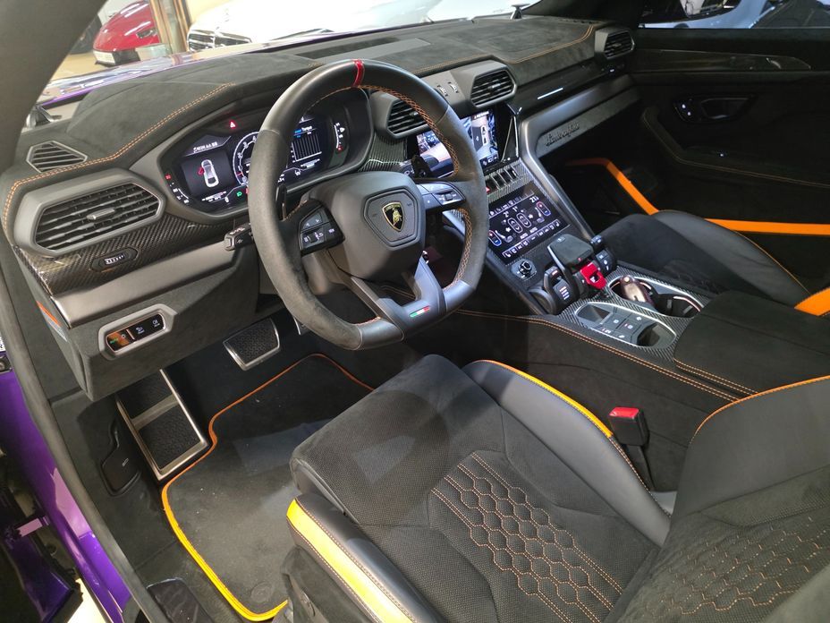 Lamborghini Urus 2023
