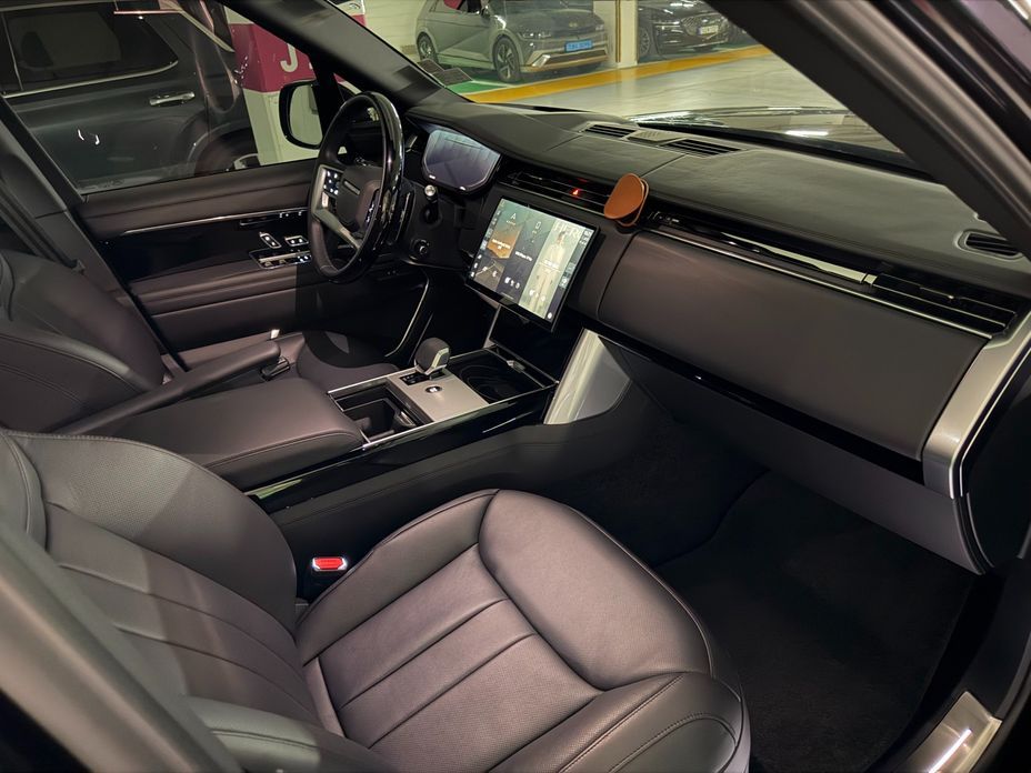 Land Rover Range Rover 2025