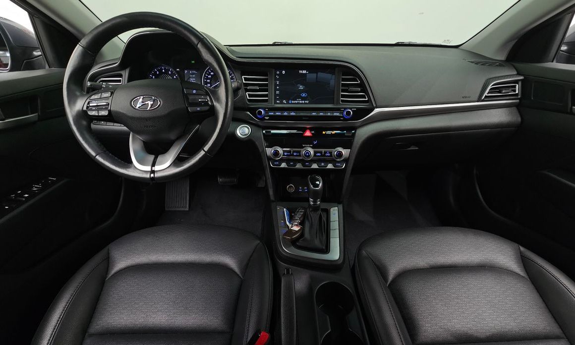Hyundai AVANTE 2019