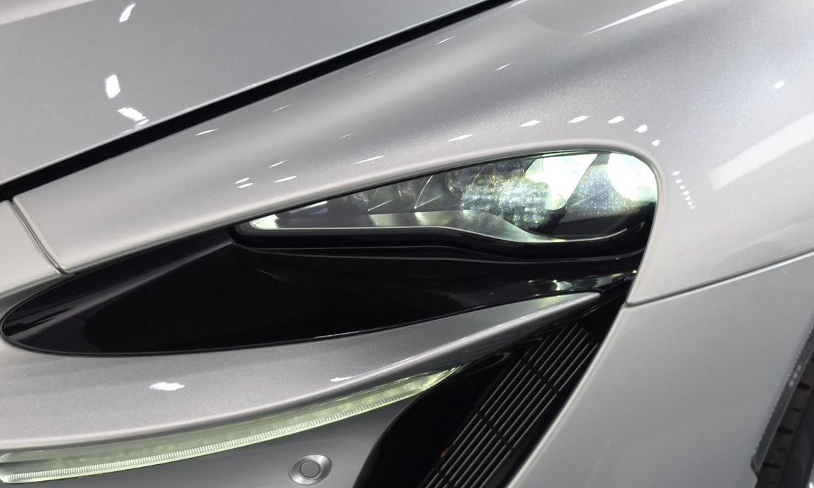 Mclaren Artura 2023