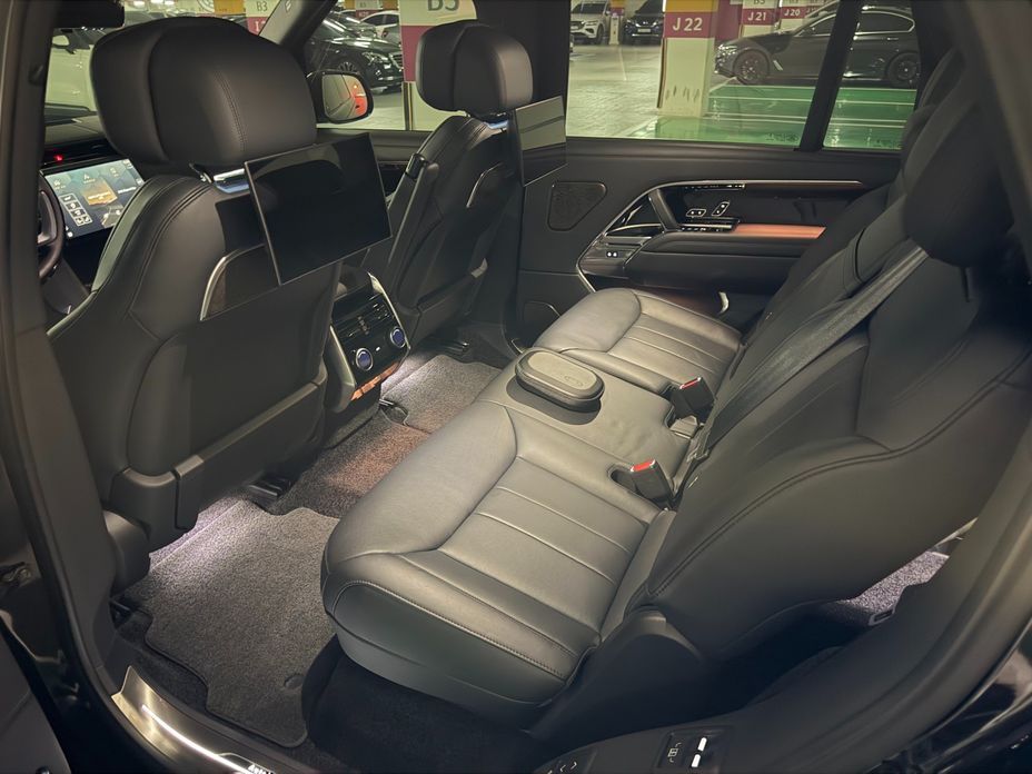 Land Rover Range Rover 2025