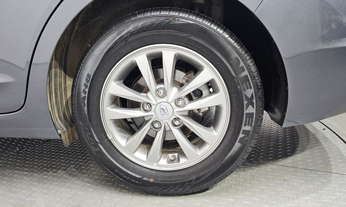 Hyundai AVANTE 2019