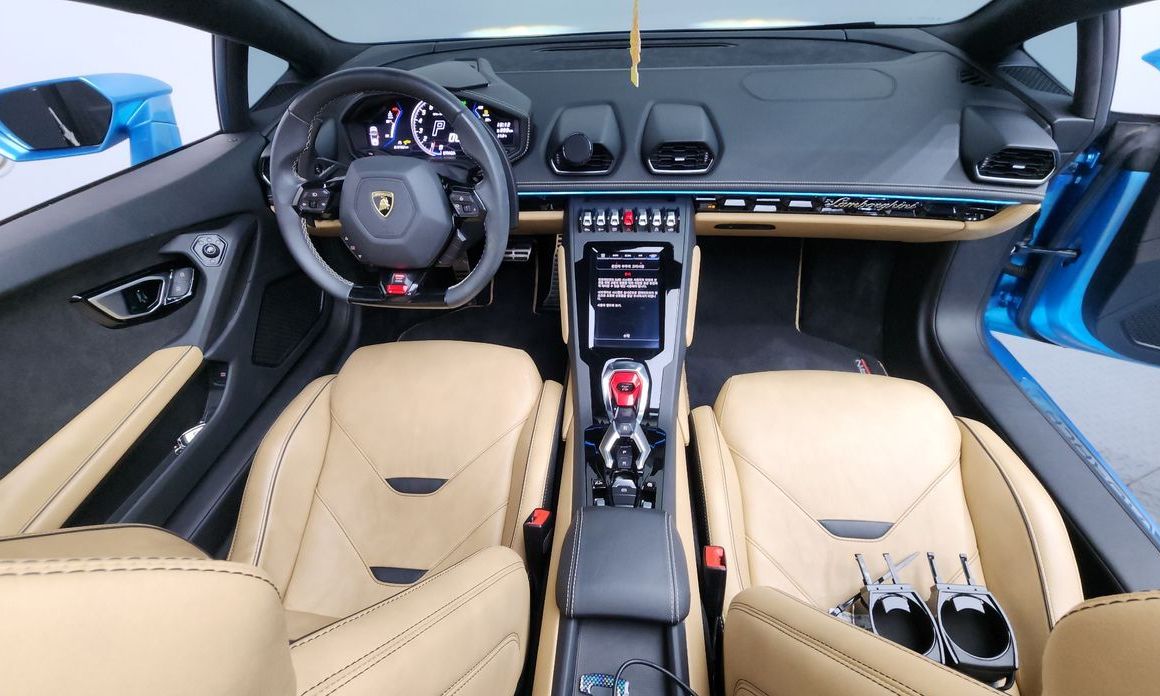 Lamborghini Huracan 2021