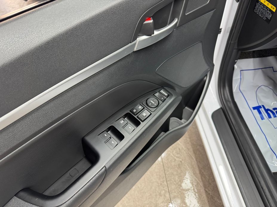 Hyundai AVANTE 2020