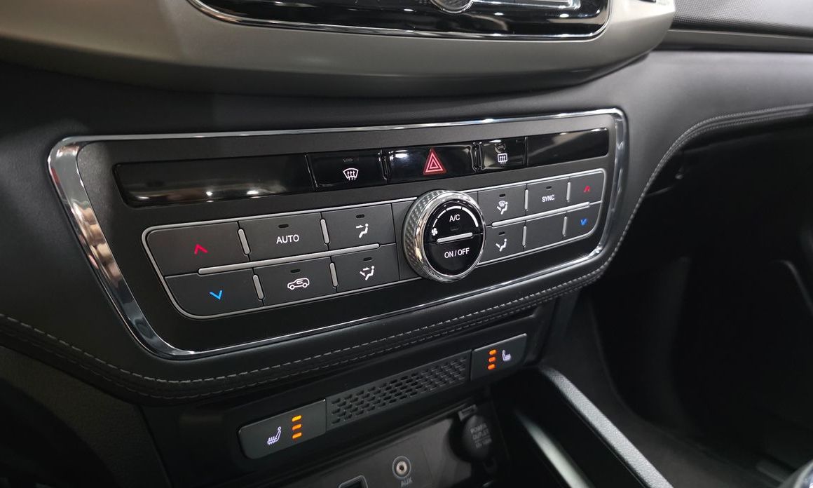 KG_Mobility_Ssangyong Rexton 2018