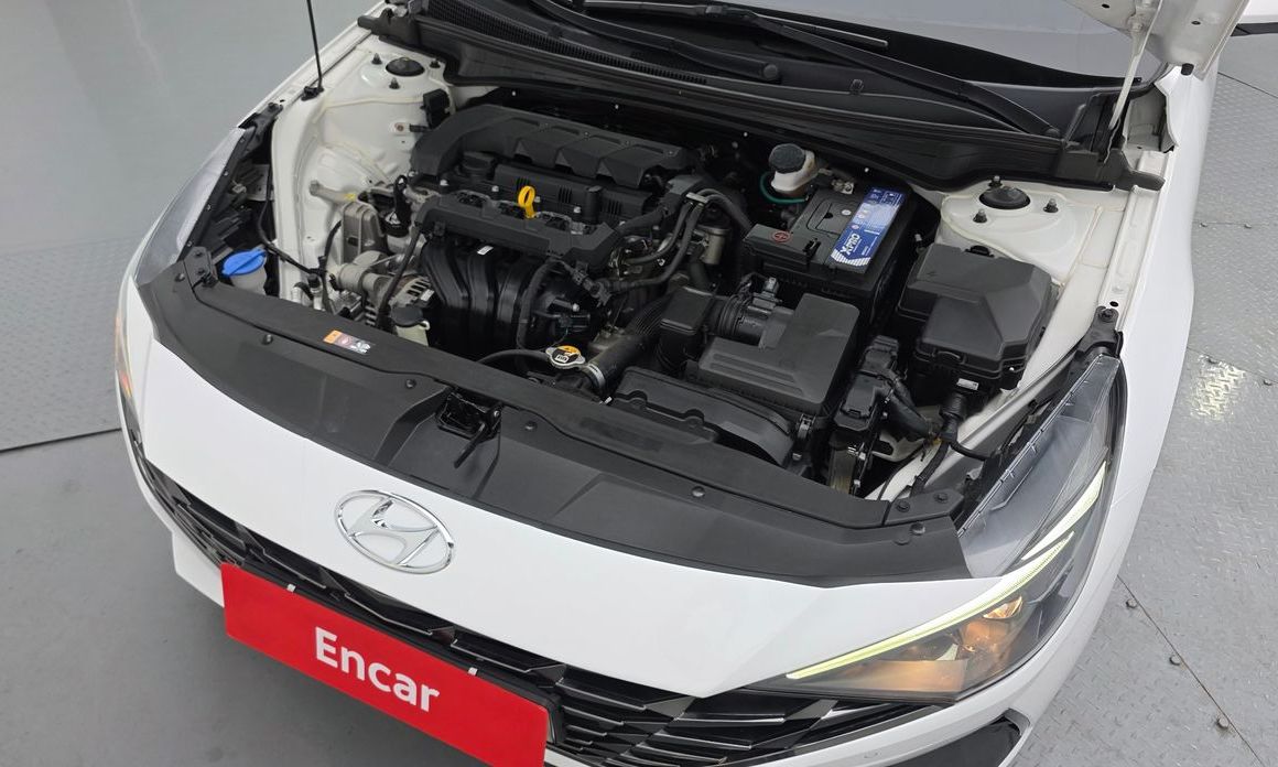 Hyundai AVANTE 2021