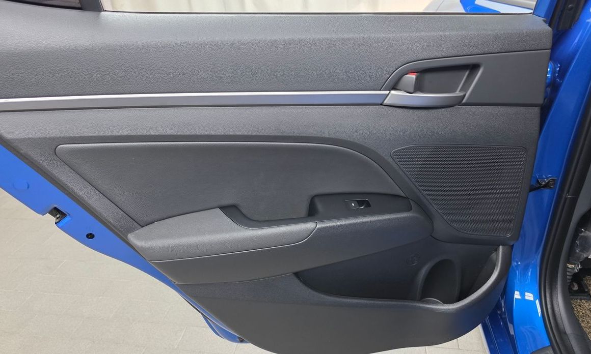 Hyundai AVANTE 2018