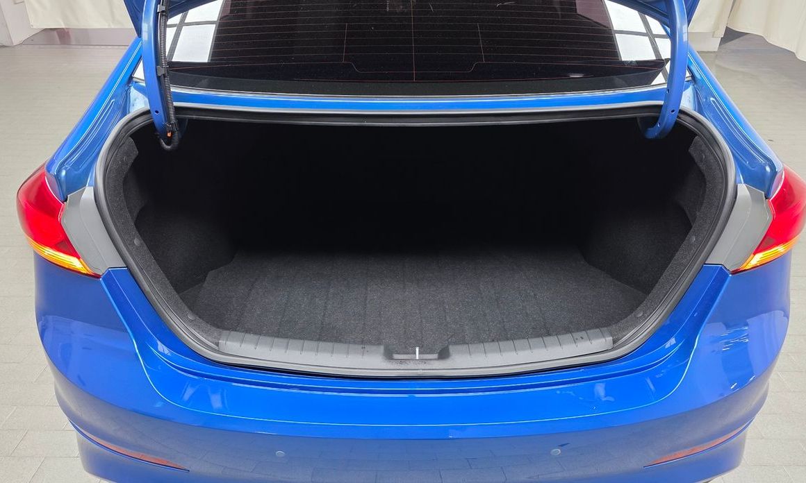 Hyundai AVANTE 2018