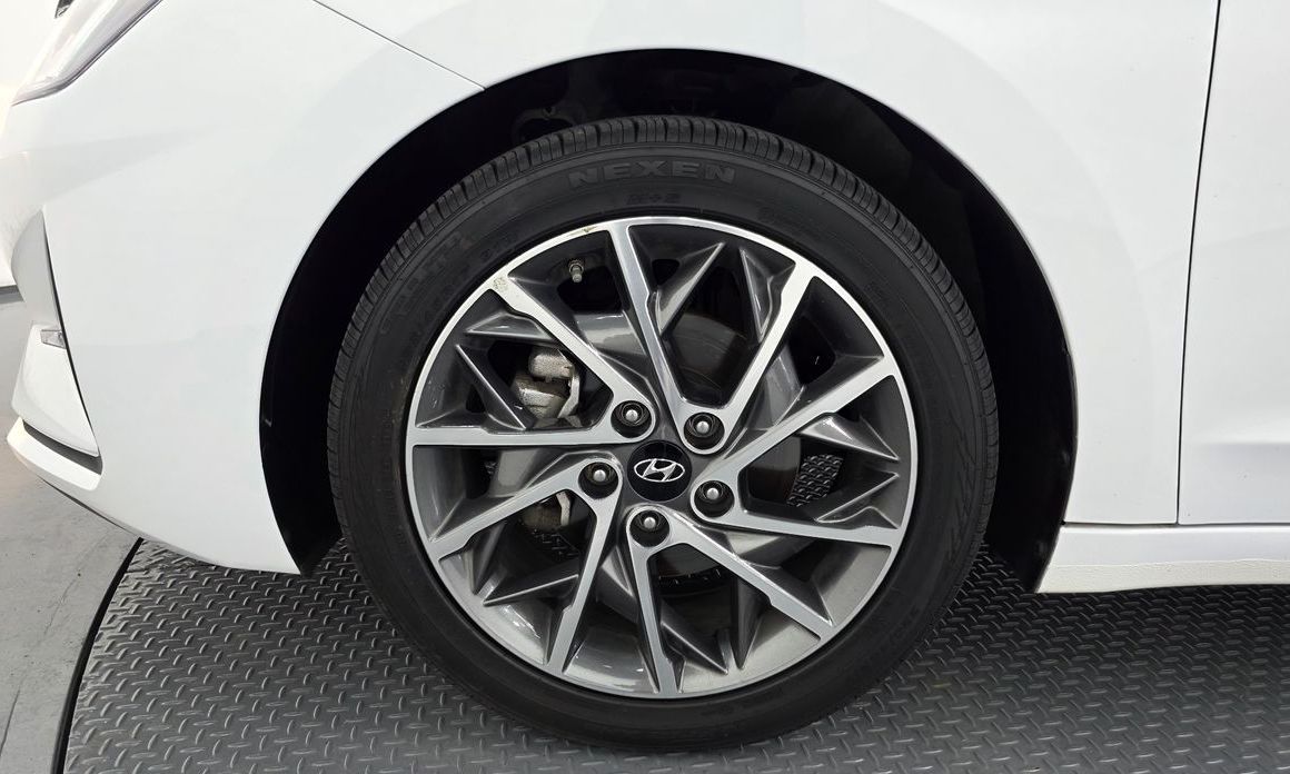 Hyundai AVANTE 2020
