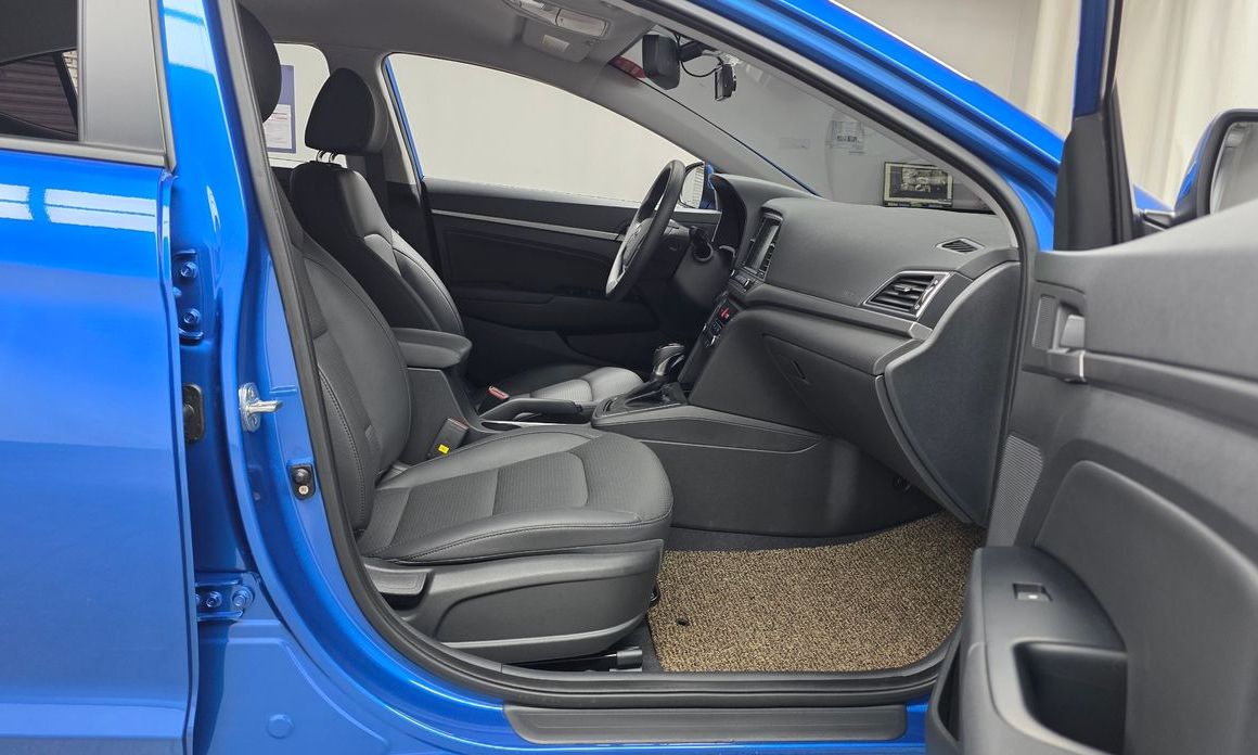 Hyundai AVANTE 2018