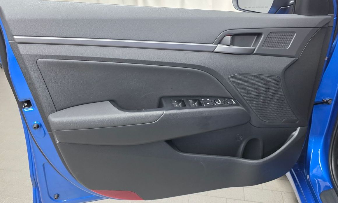 Hyundai AVANTE 2018
