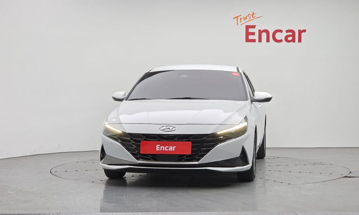 Hyundai AVANTE 2021