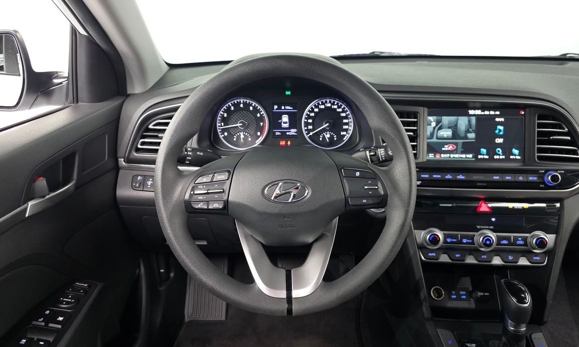 Hyundai AVANTE 2020