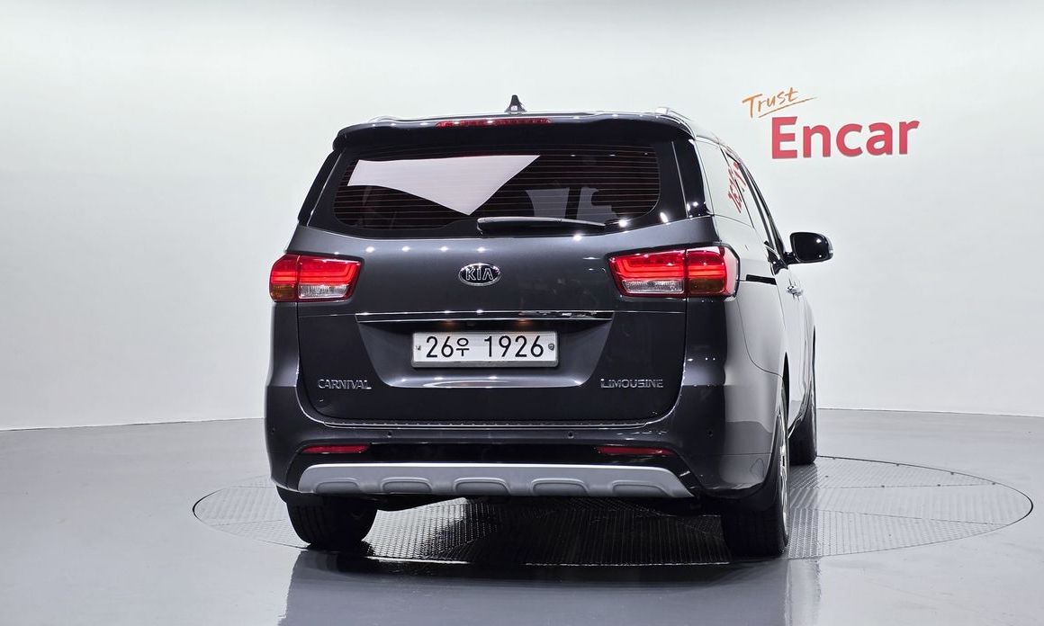 Kia Canival 2018