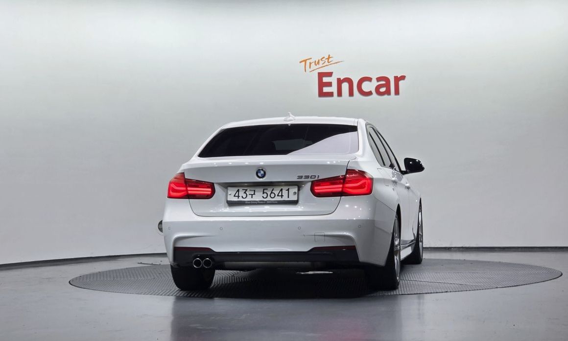 BMW 3-Series 2017