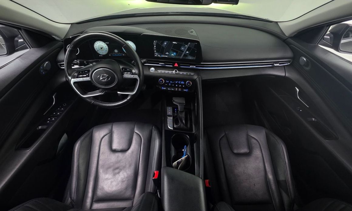 Hyundai AVANTE 2021