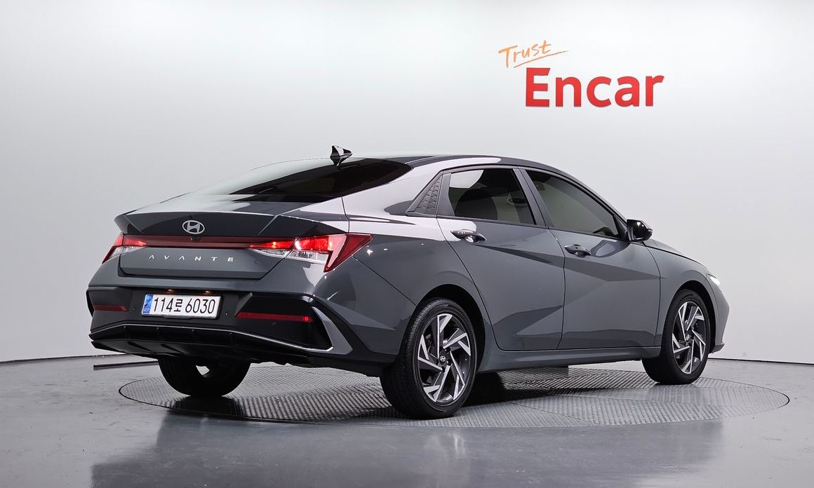Hyundai AVANTE 2024