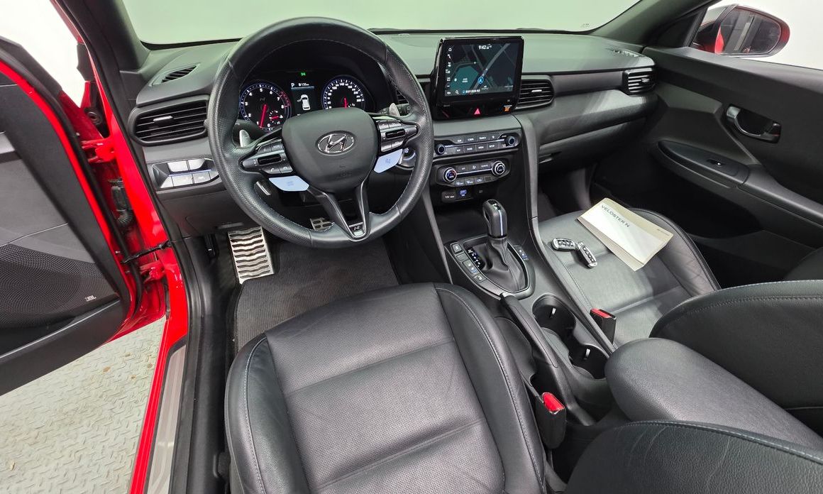 Hyundai Veloster 2023
