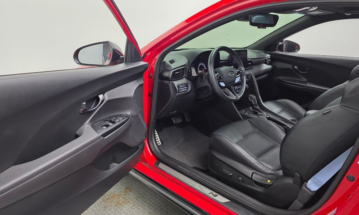 Hyundai Veloster 2023