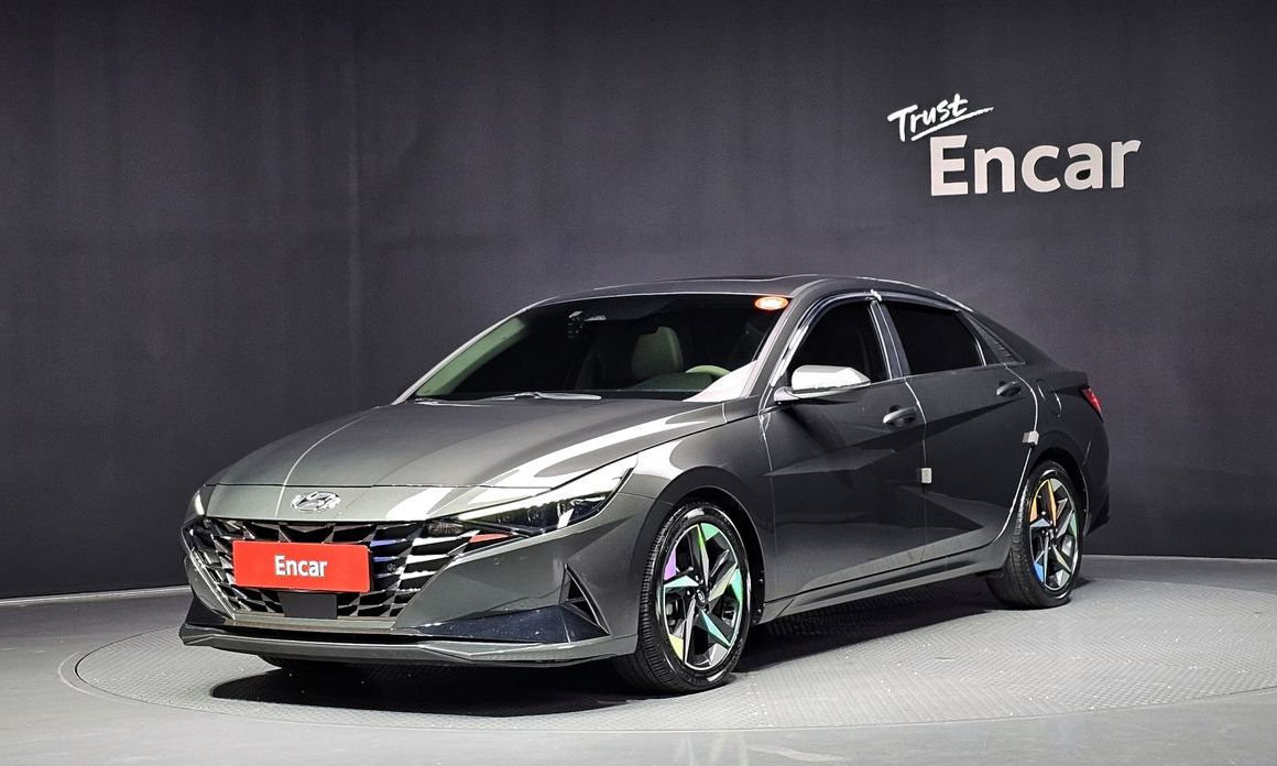 Hyundai AVANTE 2021