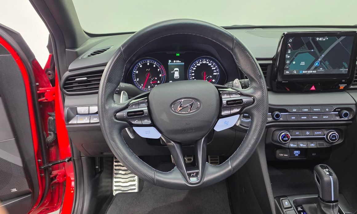 Hyundai Veloster 2023