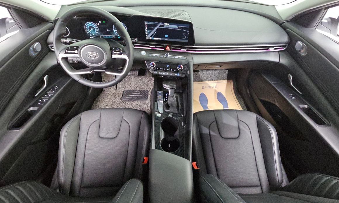 Hyundai AVANTE 2023