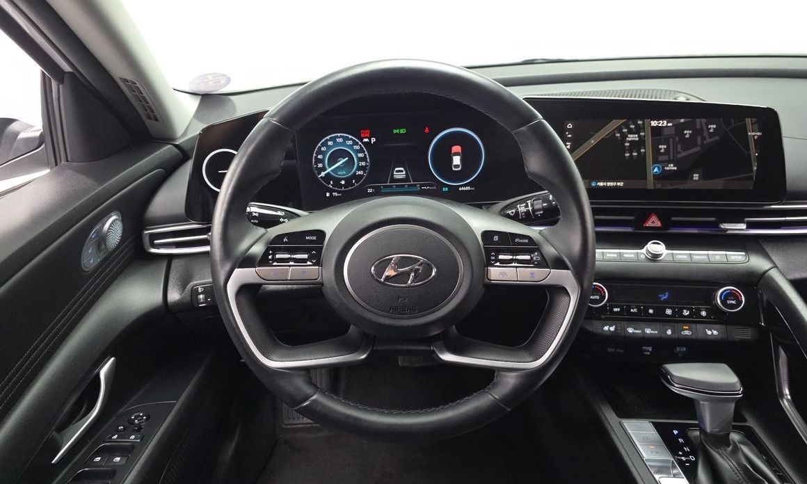 Hyundai AVANTE 2022