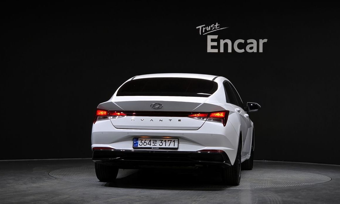 Hyundai AVANTE 2023