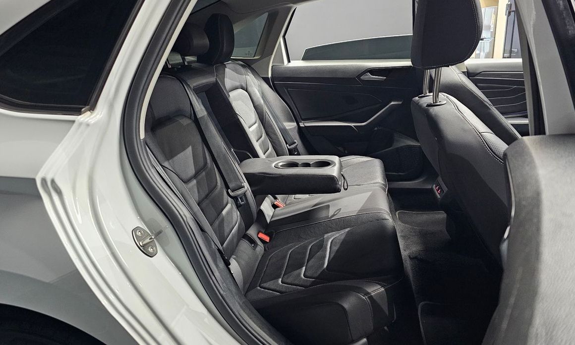 Volkswagen Jetta 2023