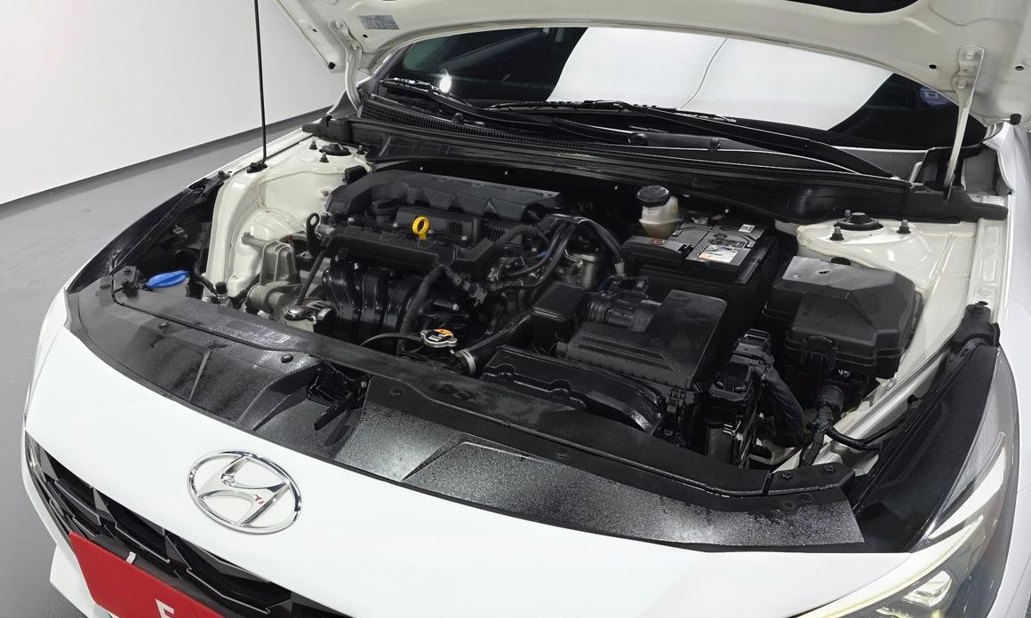 Hyundai AVANTE 2022