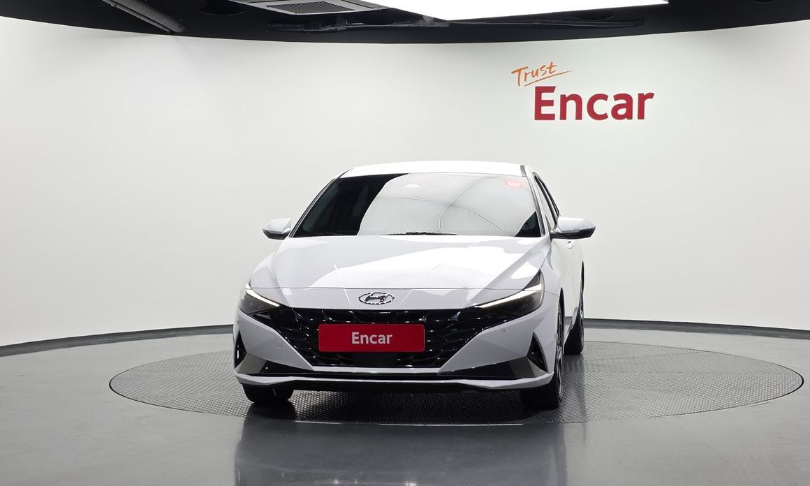 Hyundai AVANTE 2022