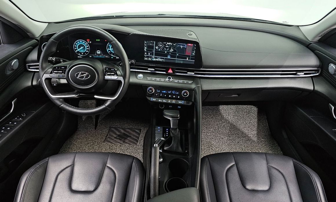 Hyundai AVANTE 2023