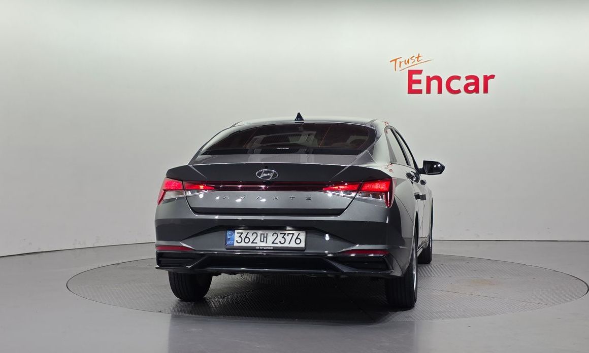 Hyundai AVANTE 2022