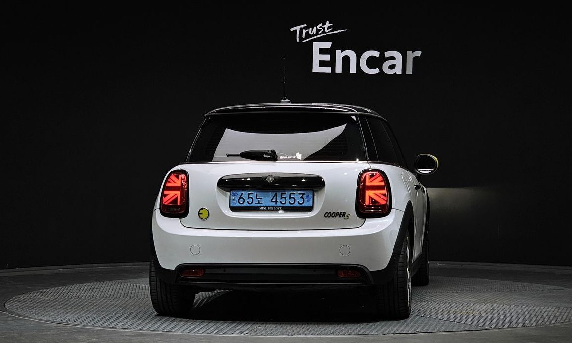 Mini Cooper 2024