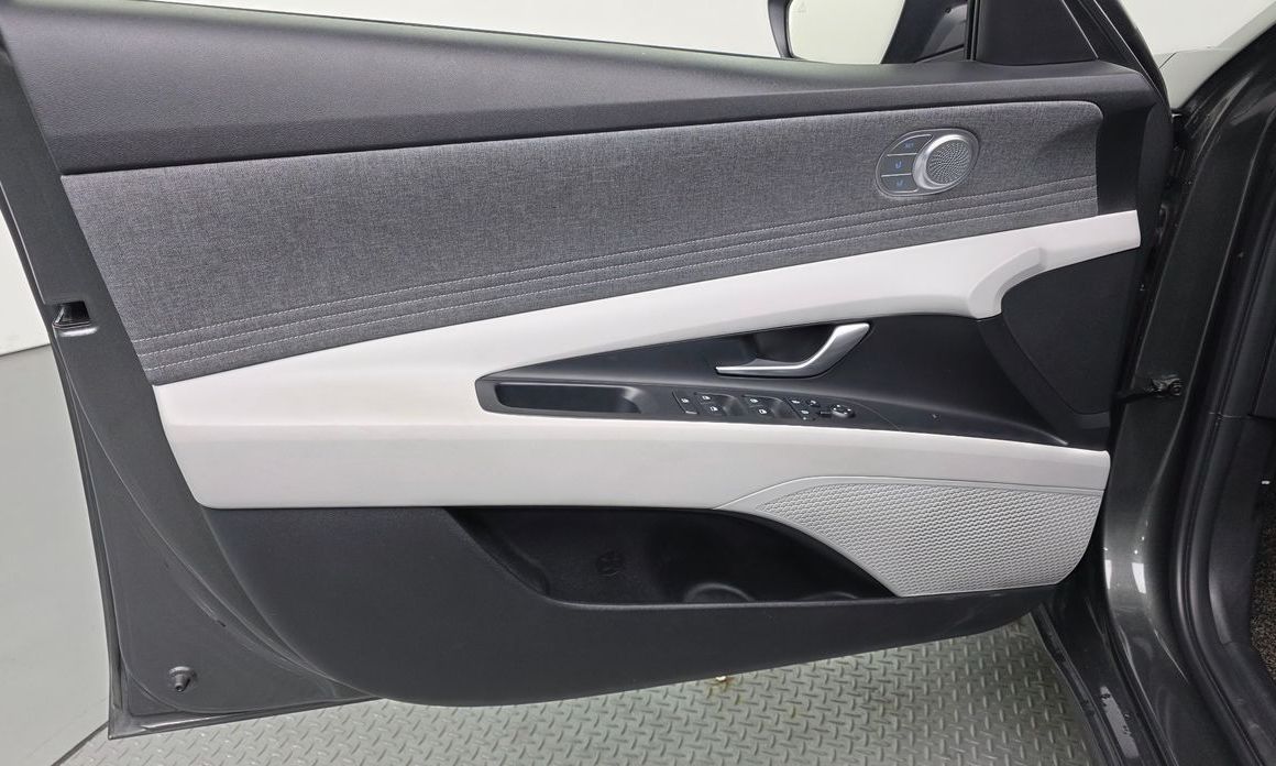 Hyundai AVANTE 2022