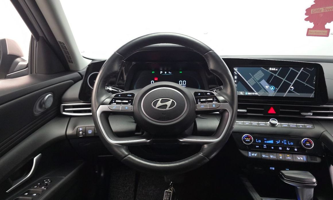 Hyundai AVANTE 2024