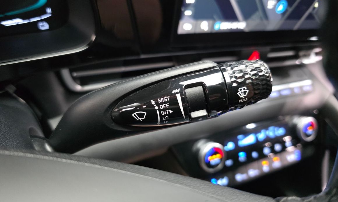 Hyundai AVANTE 2024