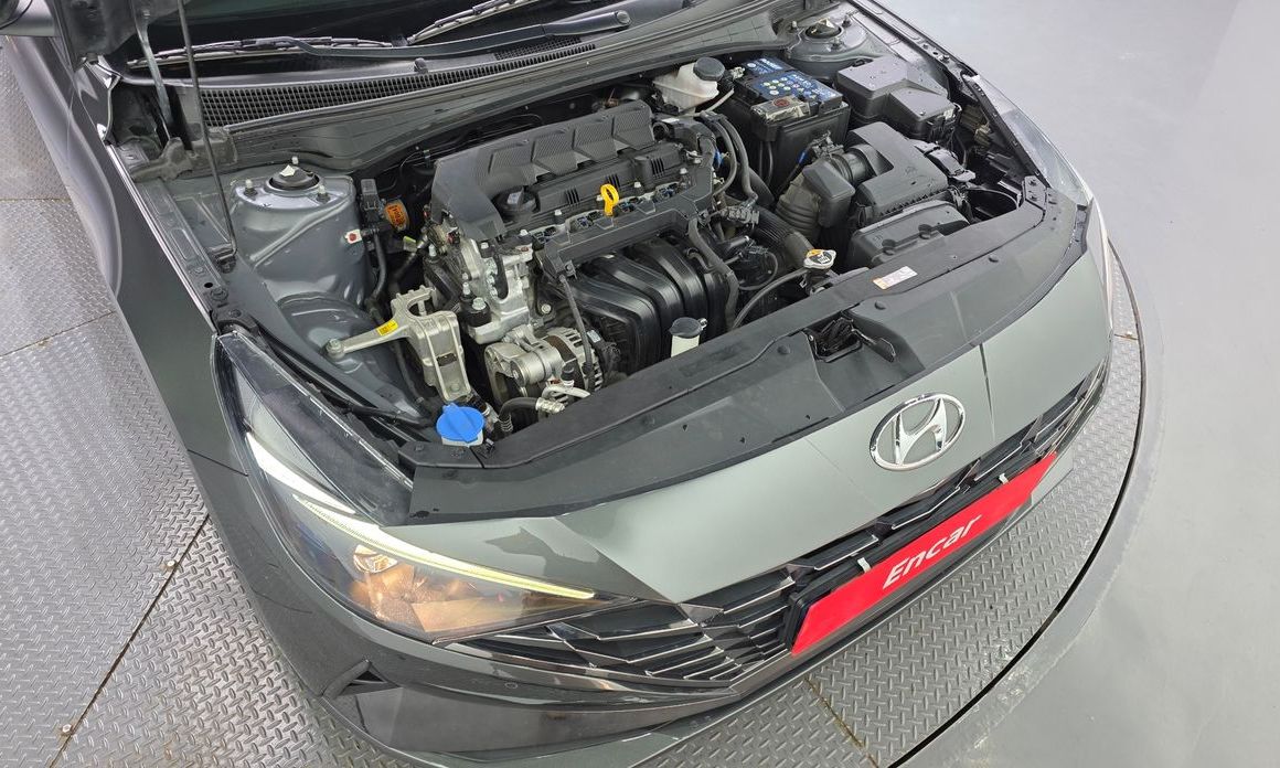 Hyundai AVANTE 2022