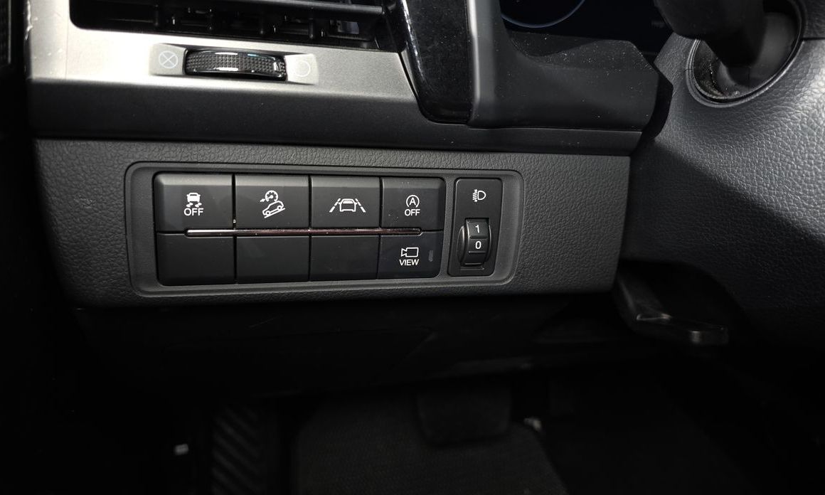 KG_Mobility_Ssangyong Rexton 2023