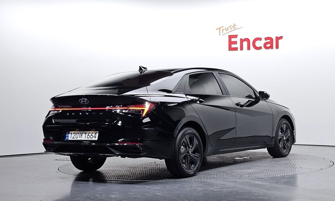 Hyundai AVANTE 2023
