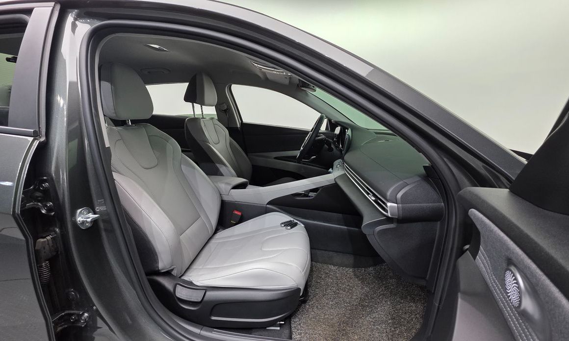 Hyundai AVANTE 2022