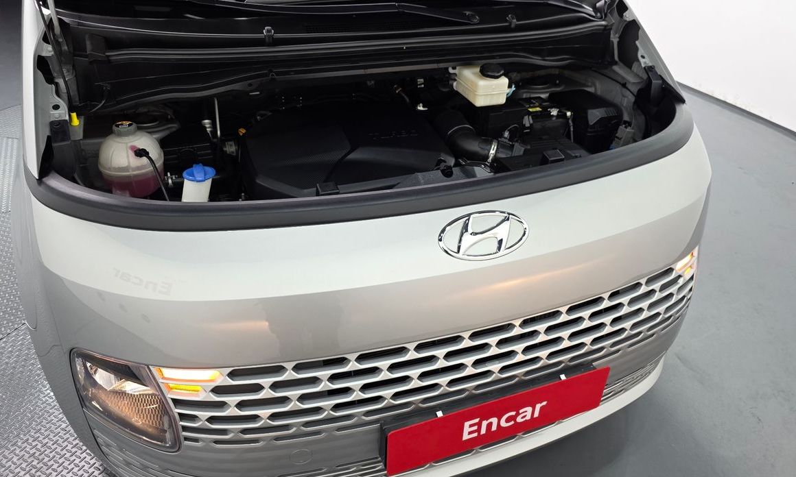 Hyundai Staria 2022