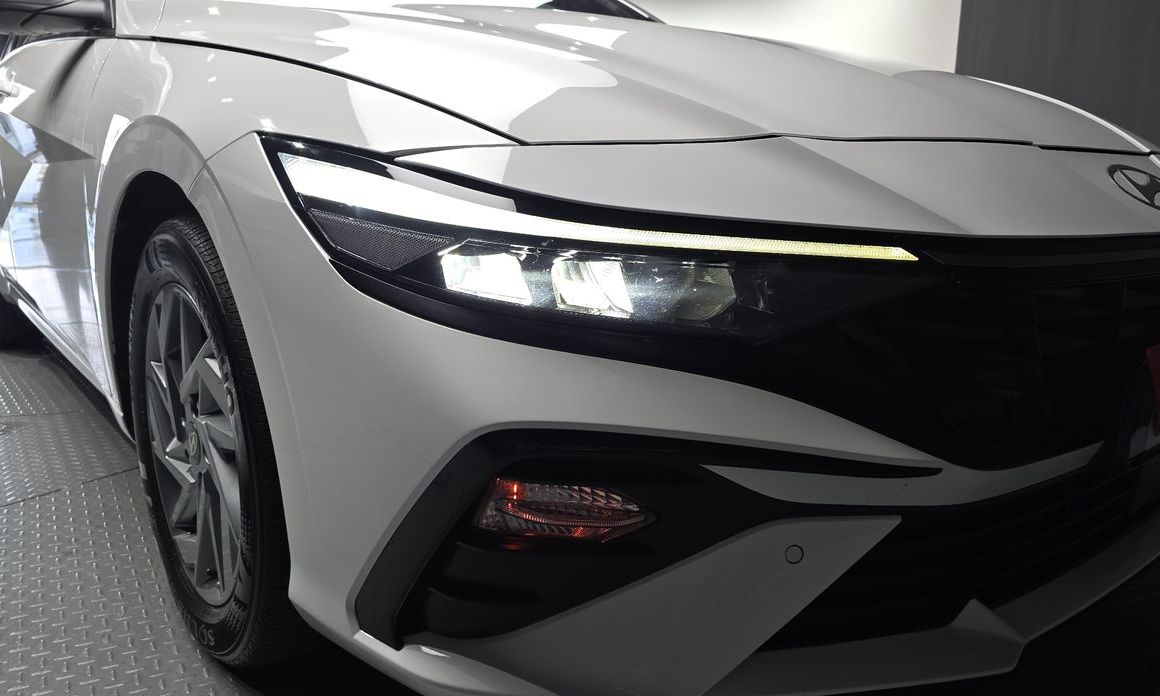 Hyundai AVANTE 2024
