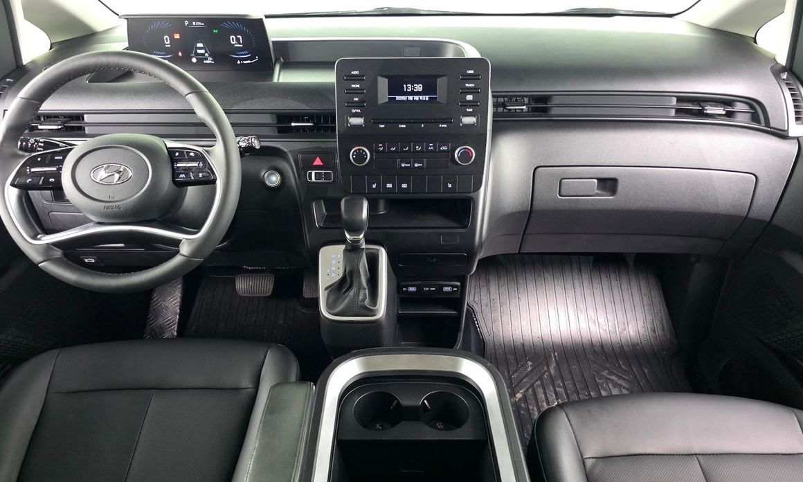 Hyundai Staria 2022
